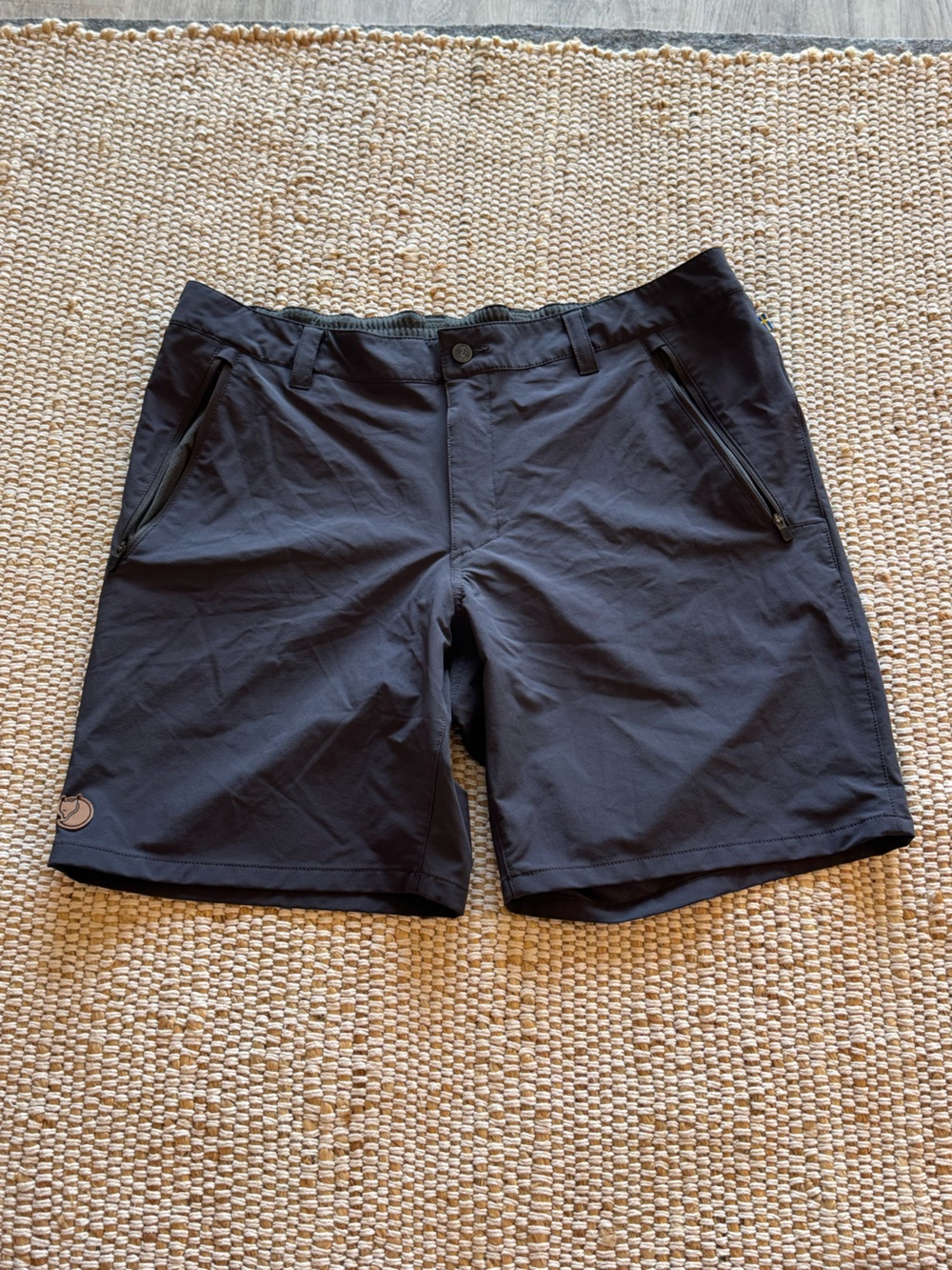 Fjallraven Men’s Abisko Trail Stretch Shorts Size 40 charcoal grey